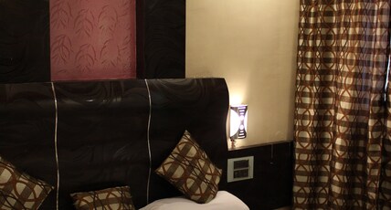 Hotel Js Excellency Room Type - Deluxe AC Room