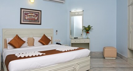 Niladri Sea Facing Hotel Room Type - Side Sea Facing AC Room with Living Area
