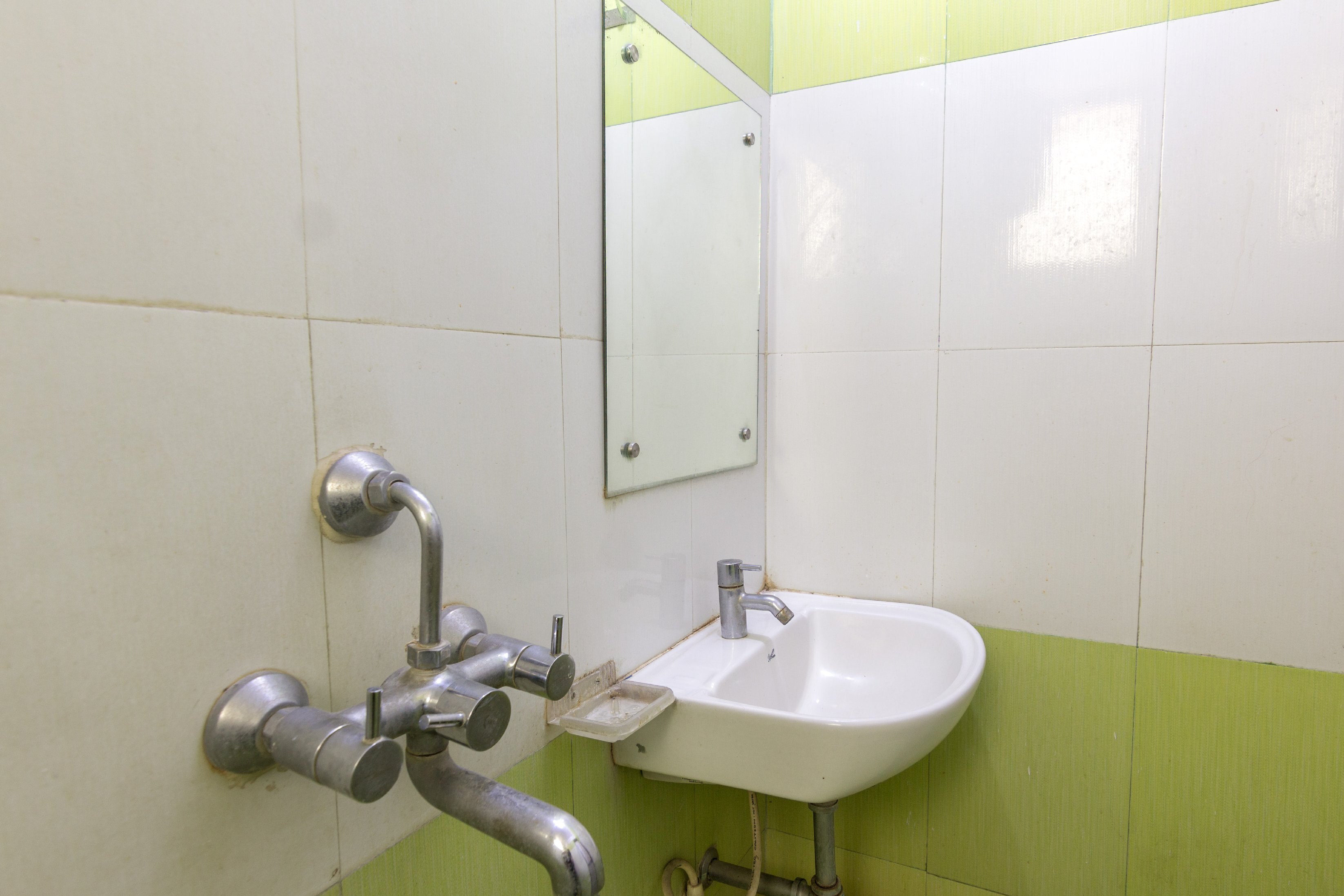 Hotel Vrindavan - Tap to explore photos