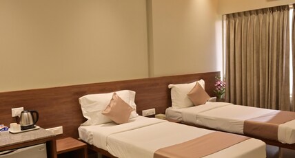 Ambience Excellency Room Type - Premium Twin Room