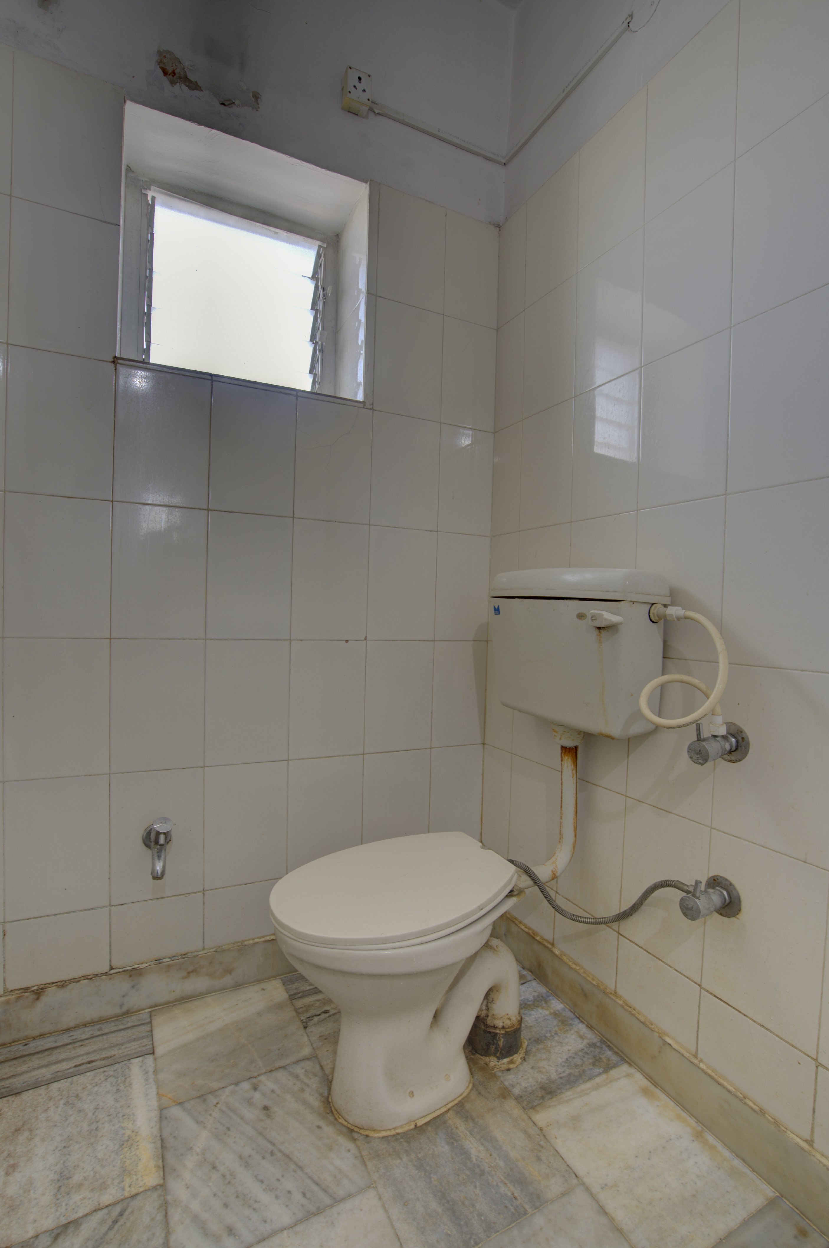 Hotel Rajdhani Plaza - Tap to explore photos