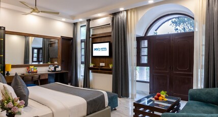 Hotel PK Residency Sector 18 Noida Room Type - One BedRoom Luxury Apartment with Attached Kitchen and Gym Access Hotel PK Residency Sector 18 Noida Room Type - One BedRoom Luxury Apartment with Attached Kitchen and Gym Access