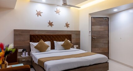 Hotel Ashish Room Type - Executive  Room