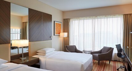 Courtyard by Marriott Mumbai International Airport Room Type - Deluxe Twin Room