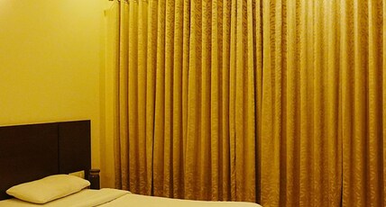 Hotel Sai Smaran Room Type - Standard Double Bed Non A.C.