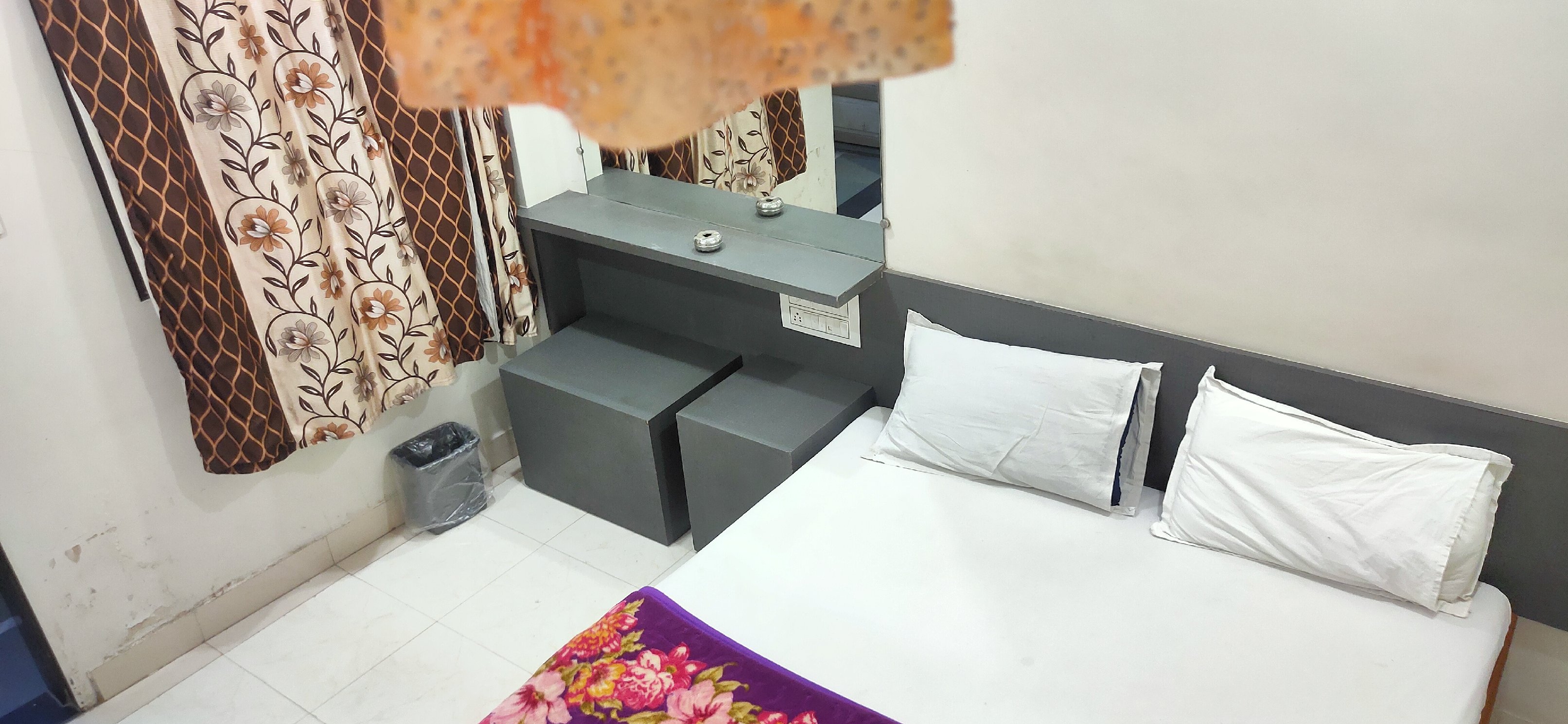 Hotel Maharaja Room Type - Double Non AC