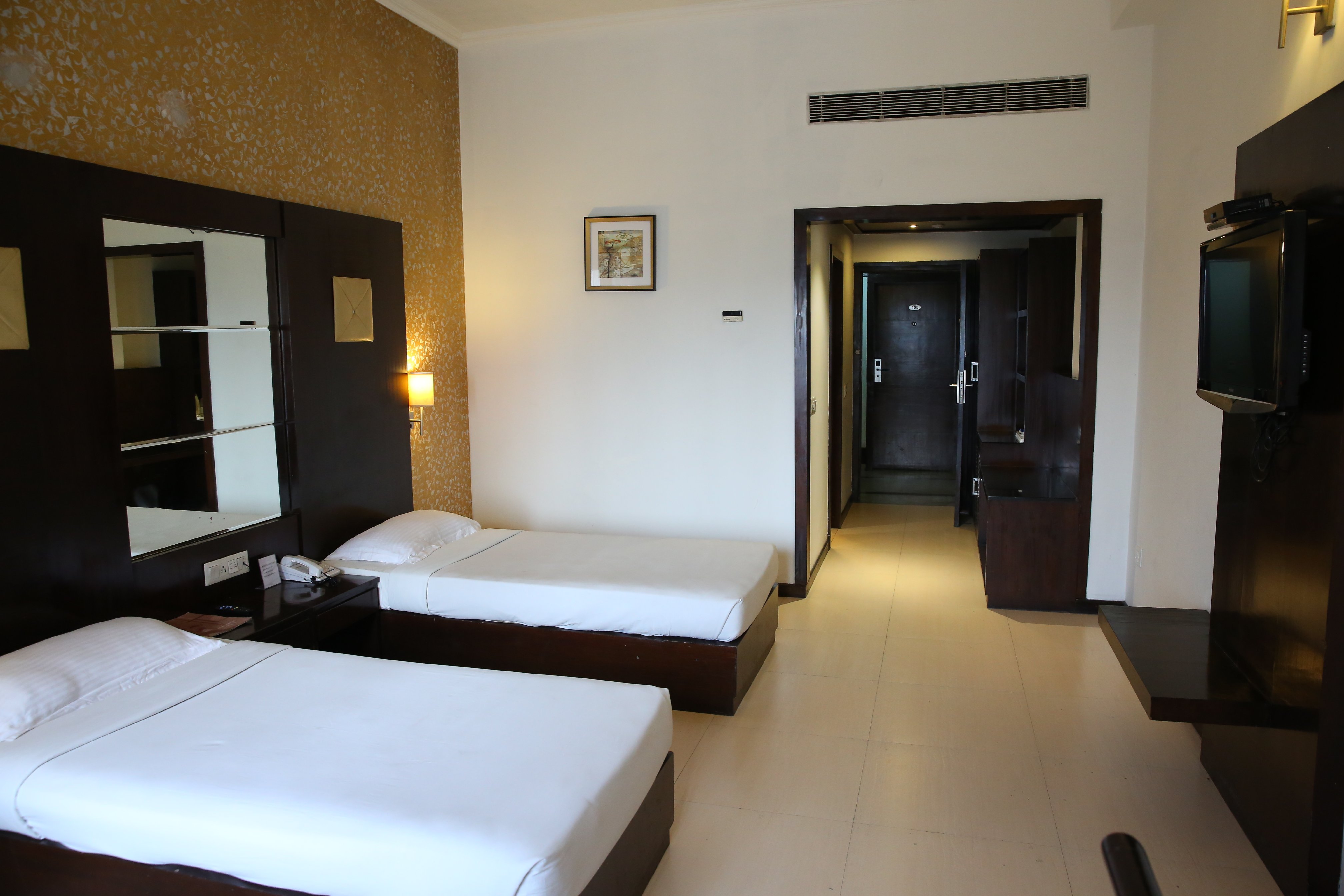 Ark Hotel Room Type - Executive Room