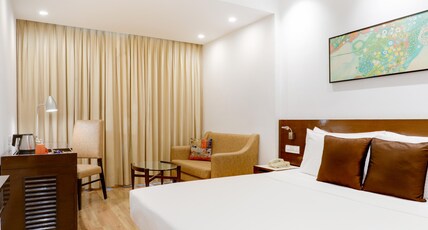 Lemon Tree Premier 1, Sec 29 Gurgaon Room Type - Executive Room with Lounge Privileges Lemon Tree Premier 1, Sec 29 Gurgaon Room Type - Executive Room with Lounge Privileges
