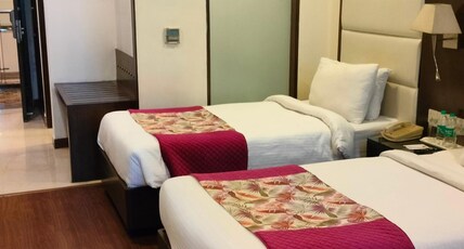 Hotel DS Clarks Inn Gurgaon Room Type - Executive room with Twin Bed