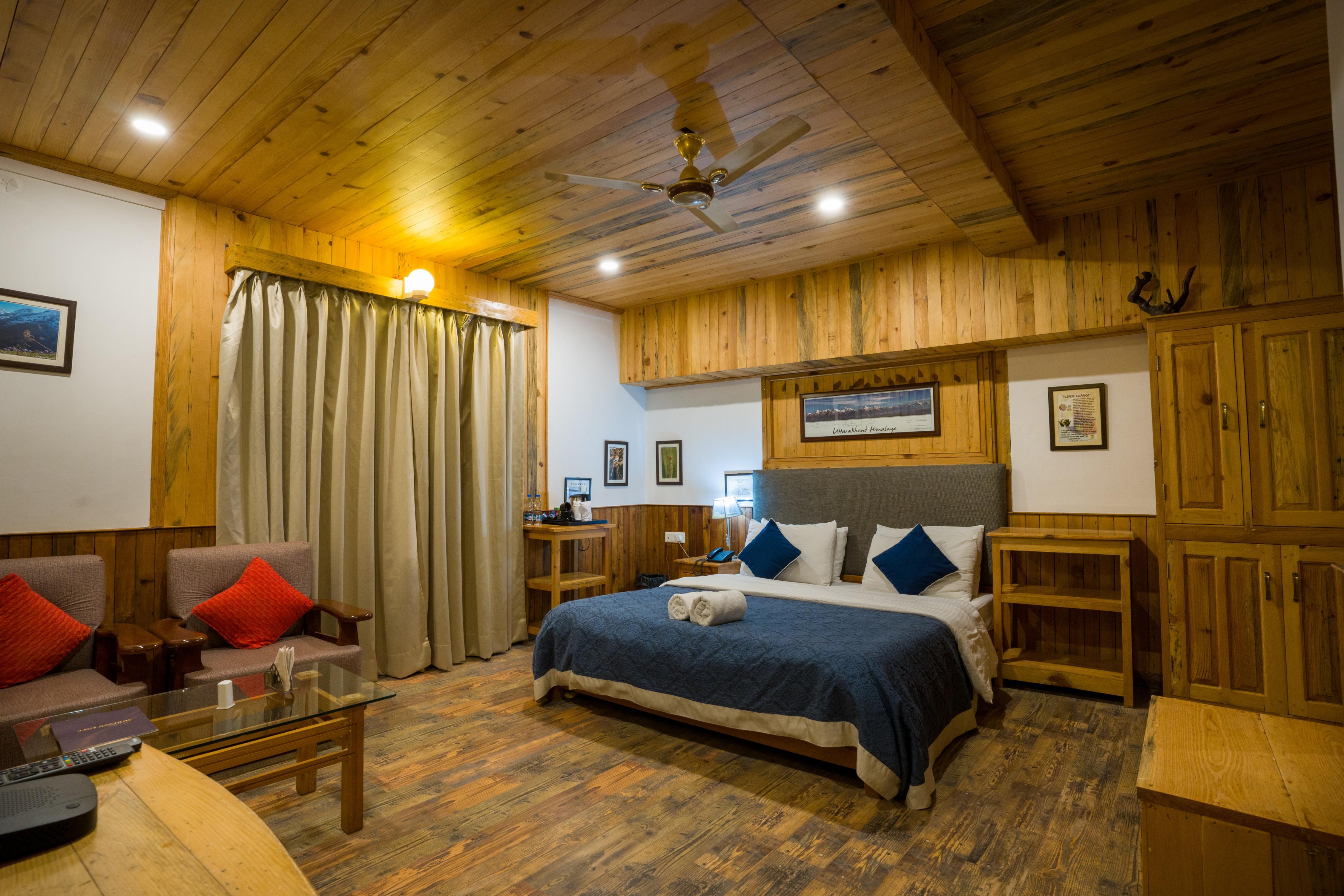 Mohan's Binsar Retreat Room Type - Kafal Room