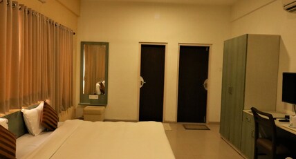 Goverdhan Greens Room Type - Deluxe Room with Balcony