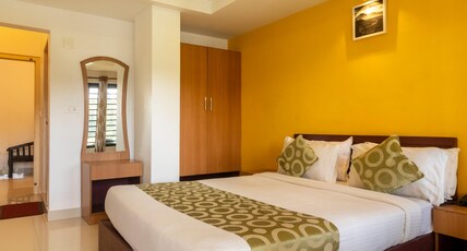 Karapuzha Village Resort Room Type - Waterfront Twin Room-Non Ac(combination of two rooms) Karapuzha Village Resort Room Type - Waterfront Twin Room-Non Ac(combination of two rooms)