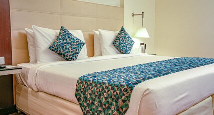 Hotel City Park Room Type - Deluxe Room