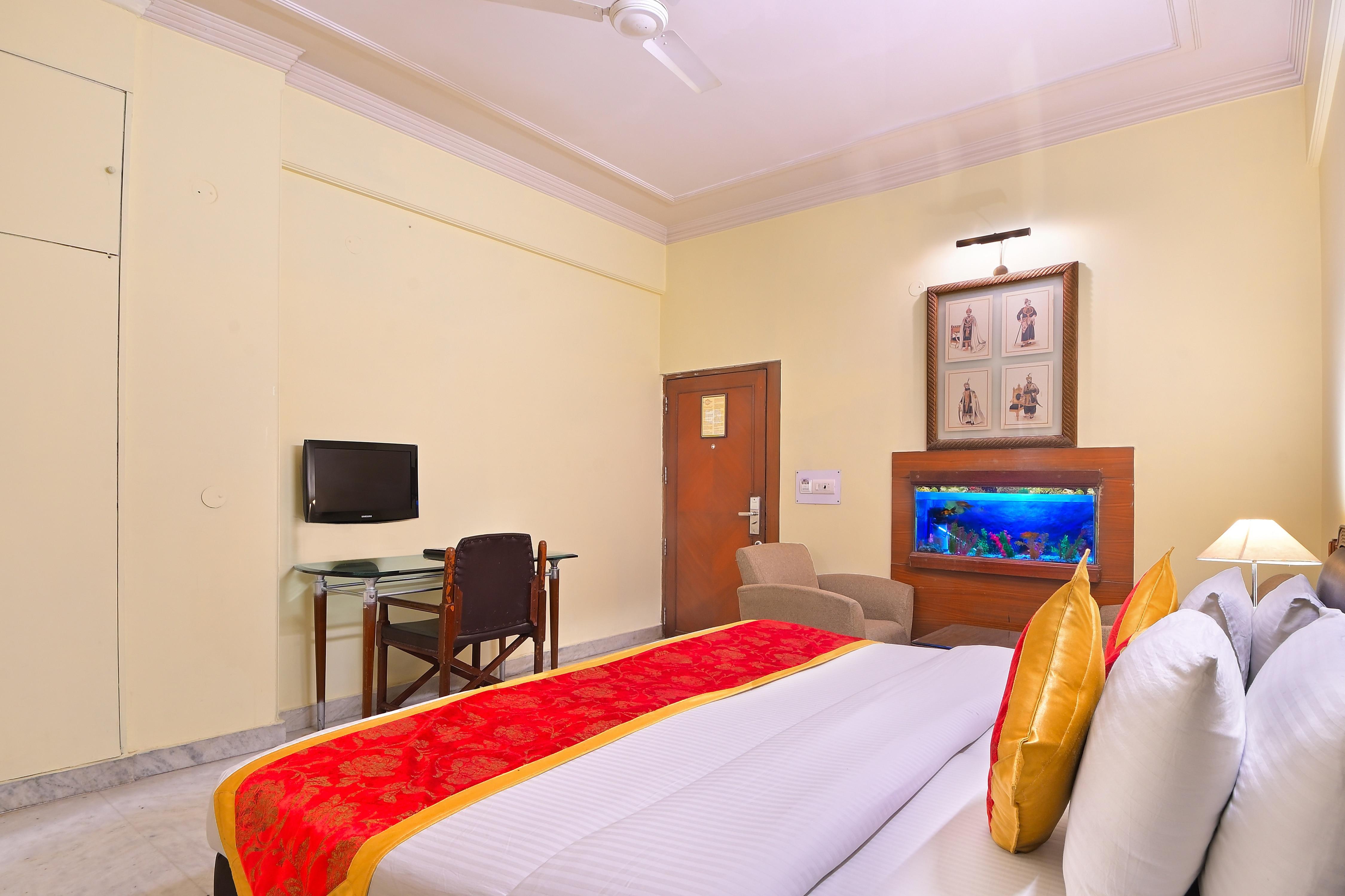 Hotel Hari Piorko Room Type - Suite Room With Fish Aquarium