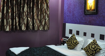 Hotel Planet Plaza Room Type - Deluxe Room AC