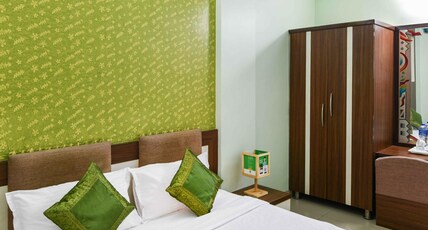 Skylon Hotel Room Type - Deluxe A/c  Room