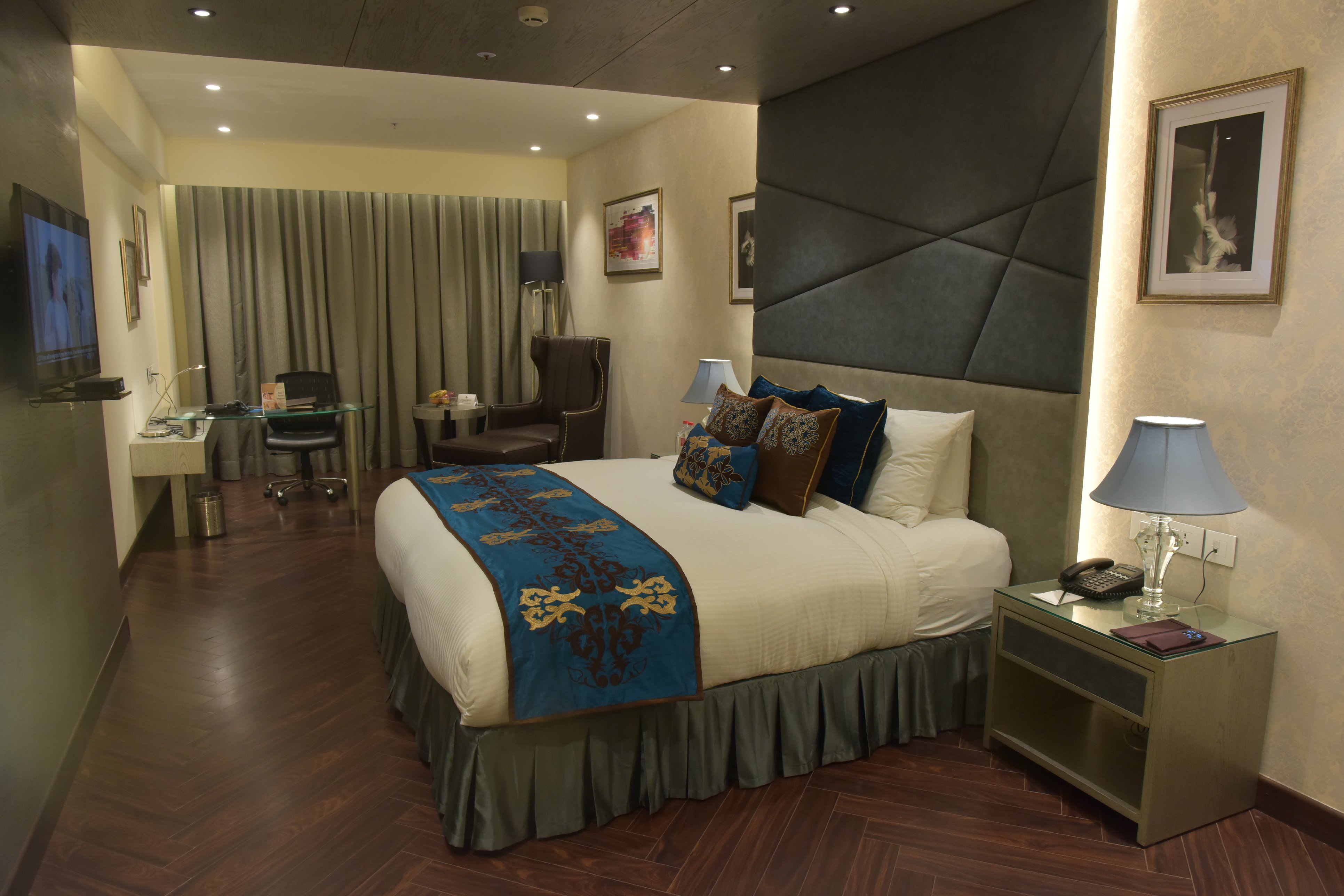 Marina- Shimla First Designer Boutique Hotel Room Type - Superior Garden Room