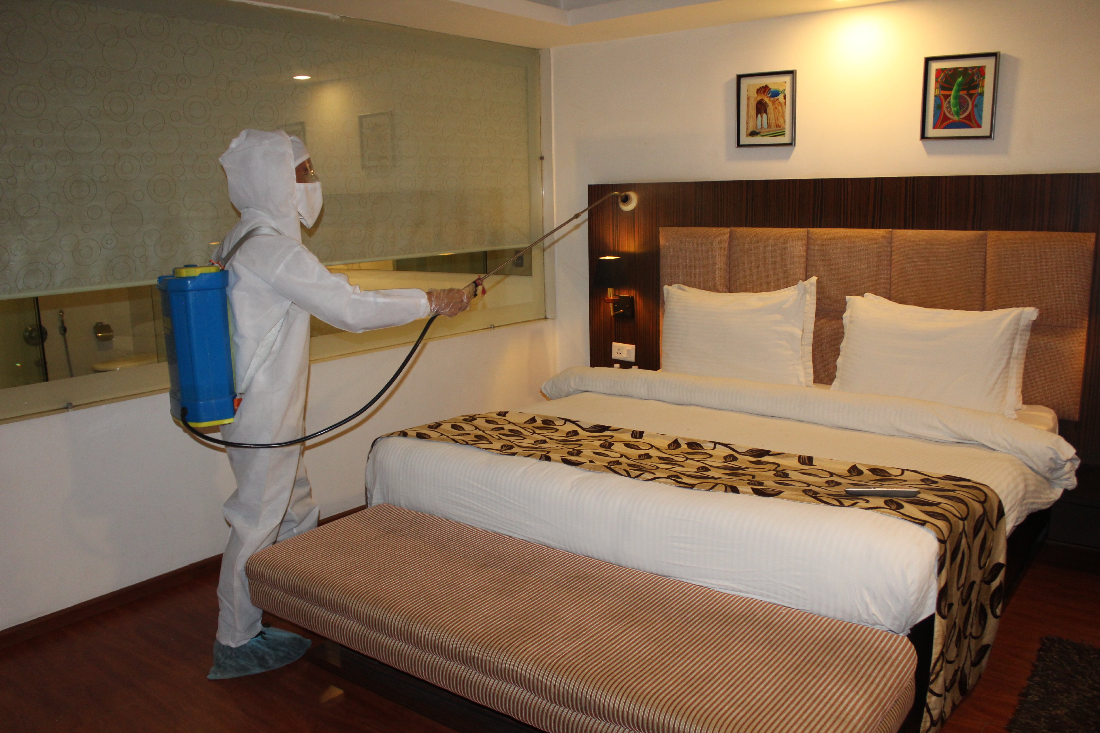 Top3 Lords Resorts Bhavnagar - Pure Veg - Tap to explore photos