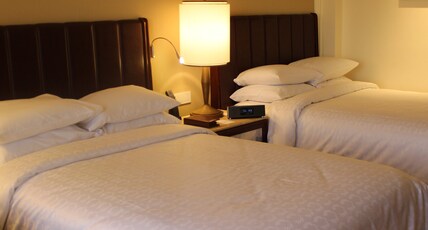 Sheraton Grand Pune Bund Garden Hotel Room Type - Guest room, 2 Twins