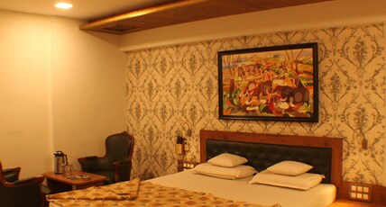 Hotel Panchavati Elite Inn Room Type - AC DELUXE Hotel Panchavati Elite Inn Room Type - AC DELUXE