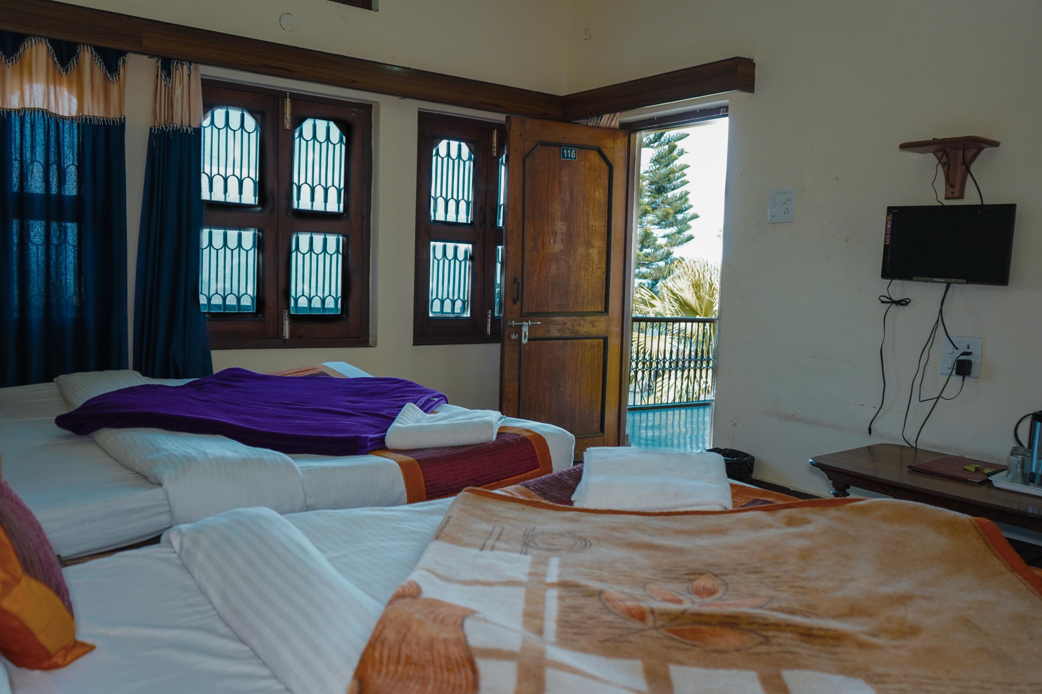 Himalaya Mount View Resort , Kausani - Tap to explore photos