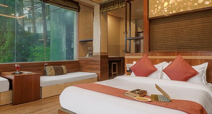 Gandhi's Paradise by The Bunksters Room Type - Luxury Suite- Valley View | Independent Balcony Gandhi's Paradise by The Bunksters Room Type - Luxury Suite- Valley View | Independent Balcony