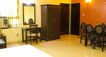 Triputi Hotel and Restaurent Room Type - Platinuim Room