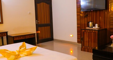 Triputi Hotel and Restaurent Room Type - Super Deluxe Room