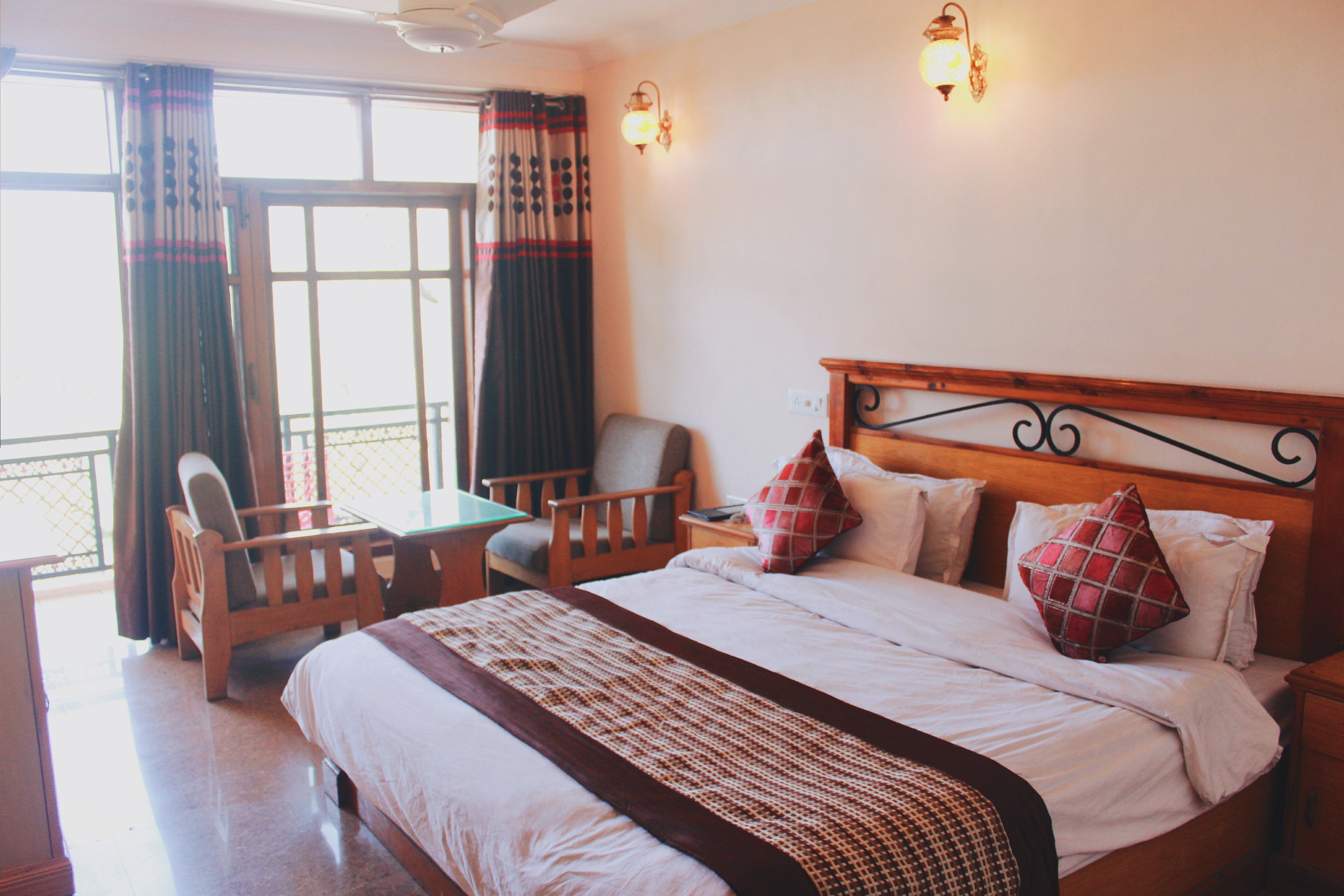 Hotel Asian Plaza Mcleodganj - Tap to explore photos