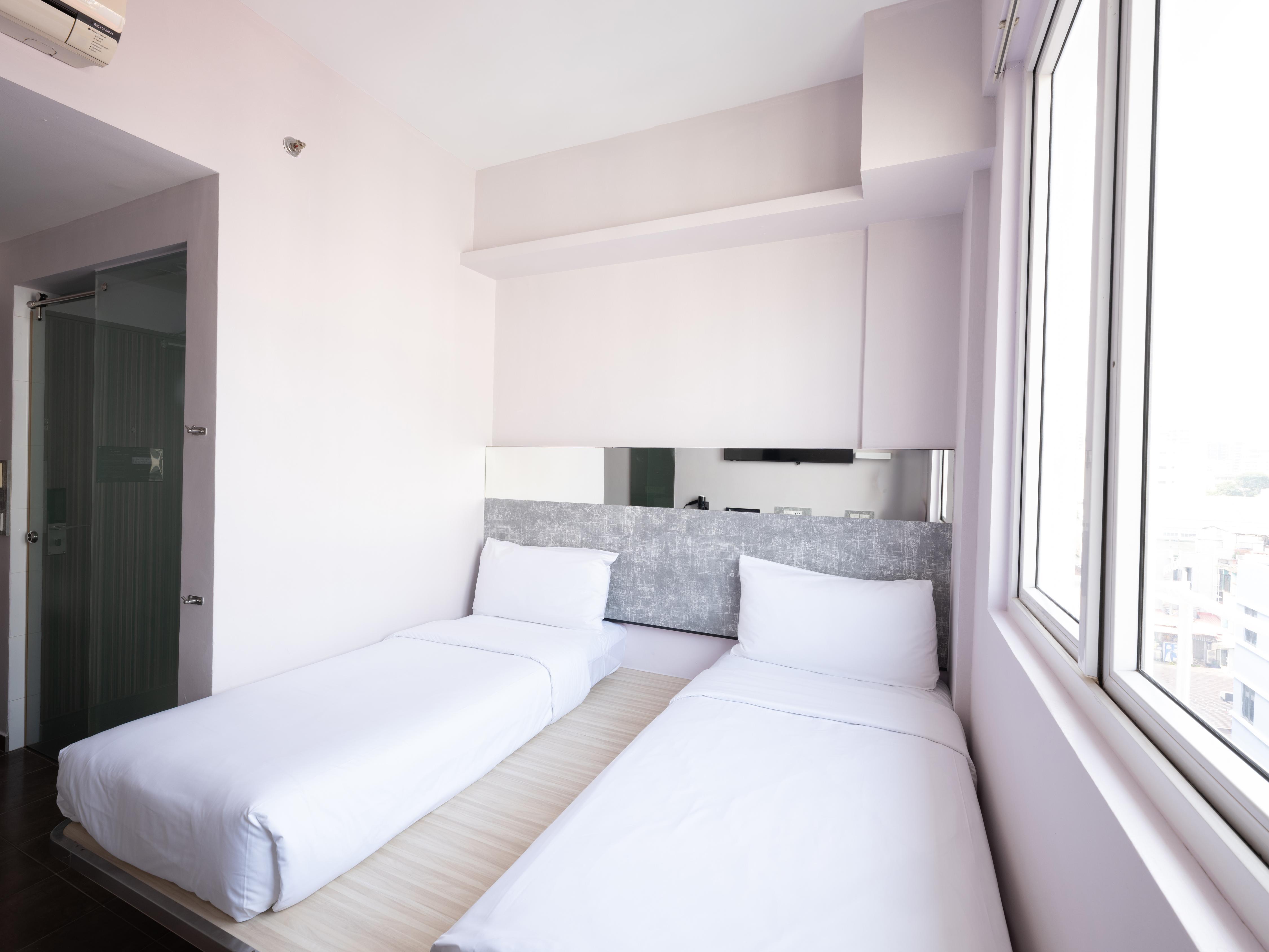 ibis budget Singapore Vanda - Tap to explore photos