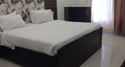 Hotel Anand Niwas Room Type - Deluxe Room