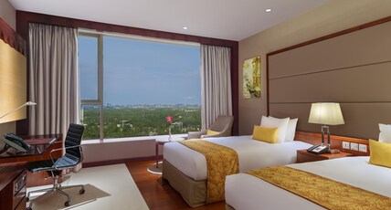 Crowne Plaza Kochi Room Type - Twin Bed Standard City View Non-Smoking Crowne Plaza Kochi Room Type - Twin Bed Standard City View Non-Smoking