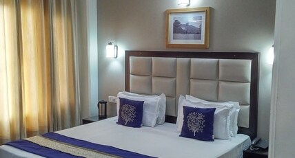 Hotel Aggarwal Regency Room Type - Deluxe Room