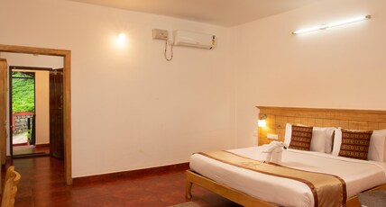 The Porcupine Castle Room Type - Mountain View Cottage