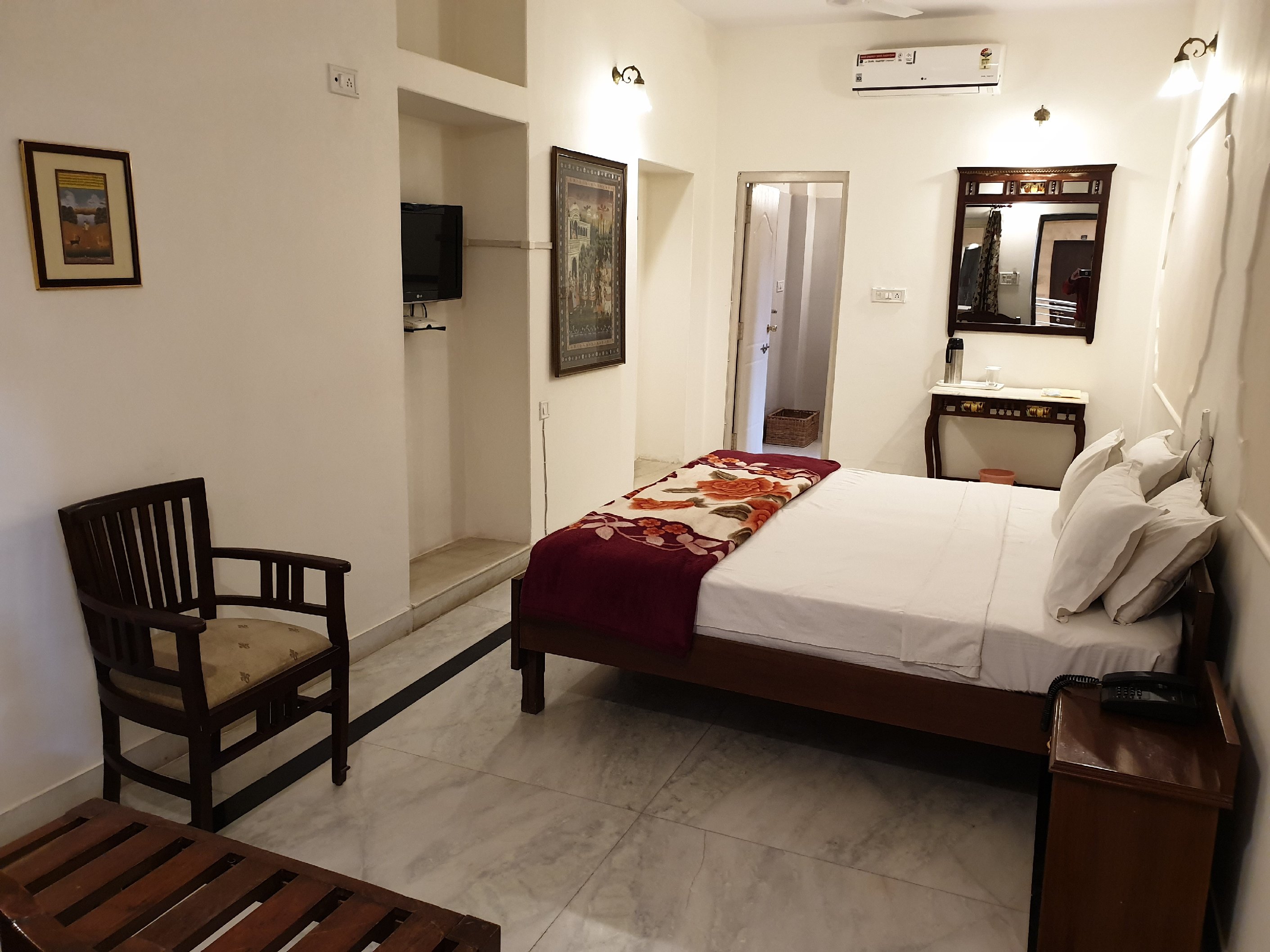 Welcomheritage Kalyan bhawan - Tap to explore photos
