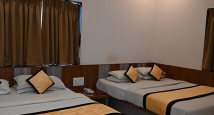 Hotel Shradha Saburi Palace Room Type - Grand Family Room A.C. Hotel Shradha Saburi Palace Room Type - Grand Family Room A.C.