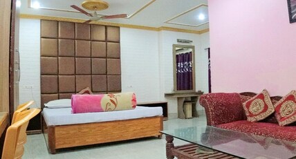 Hotel DL Room Type - Deluxe AC Room