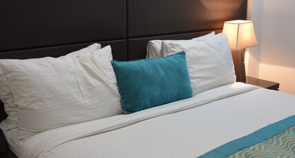 Stately Suites MG Road Room Type - Executive Room Free WiFi