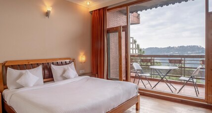Pine Drive Resort Room Type - Super Deluxe Room