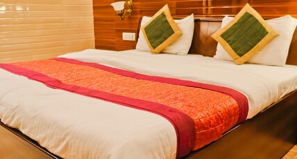 Hotel Holy City Room Type - Deluxe Room 2 min from Golden temple