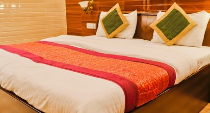 Hotel Holy City Room Type - Deluxe Room 2 min from Golden temple