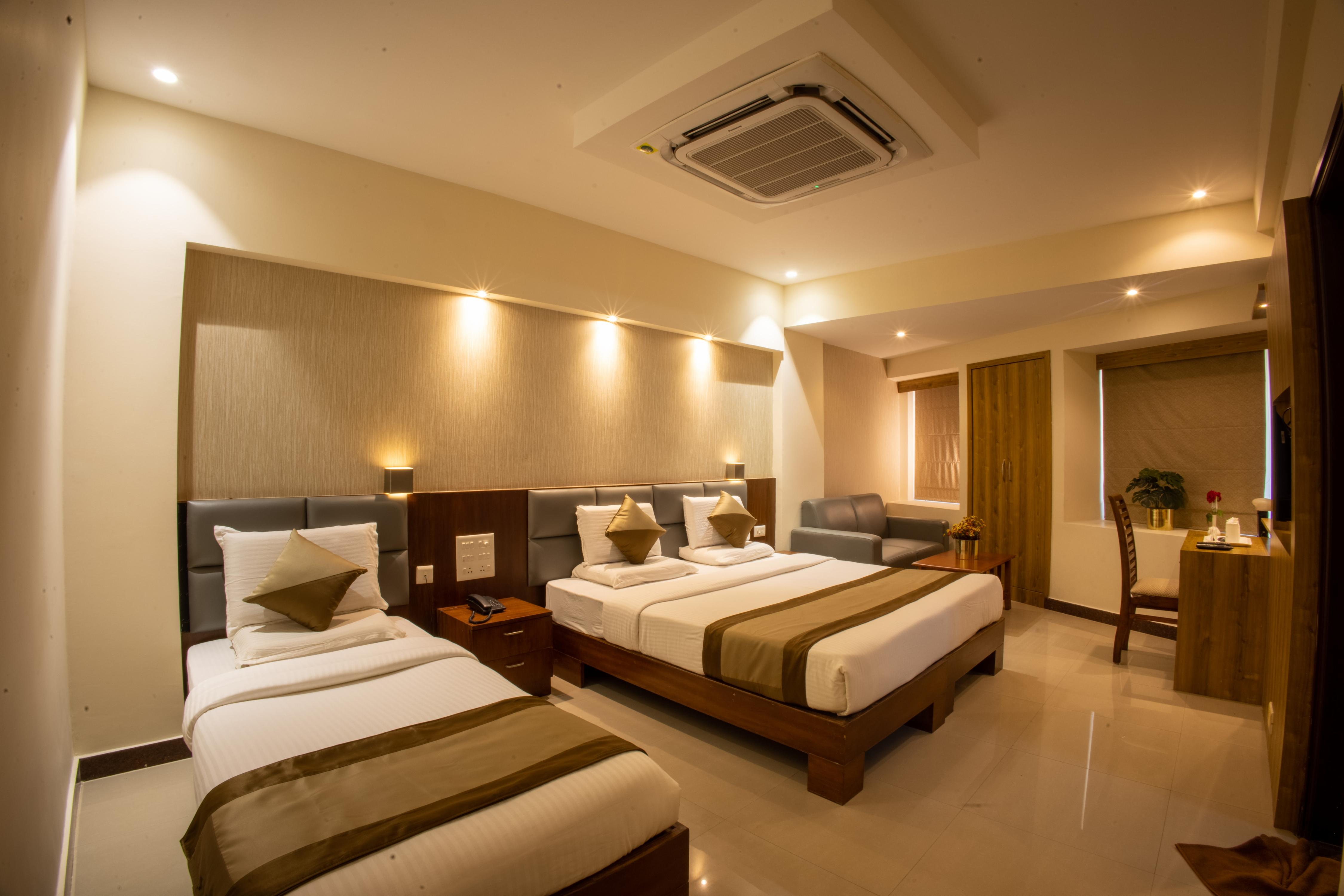 Metro Plaza Hotel by RAK Rooms Room Type - Deluxe Double Room