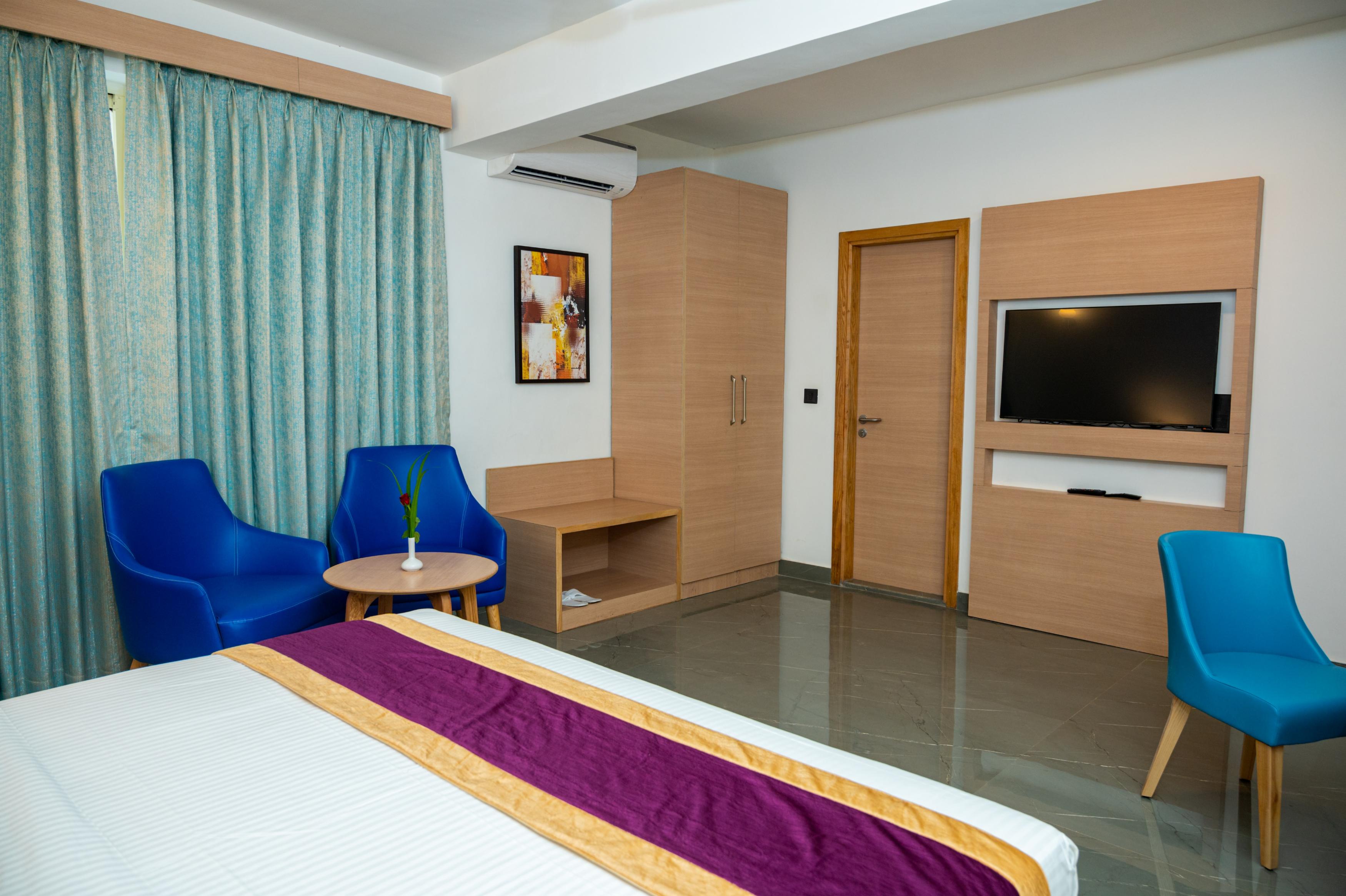 Hotel Meraden Opus, Anjuna Beach, Goa - Tap to explore photos