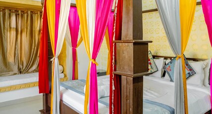 Hotel Marina Mahal with Swimming Pool Room Type - Marina Suite Room Hotel Marina Mahal with Swimming Pool Room Type - Marina Suite Room
