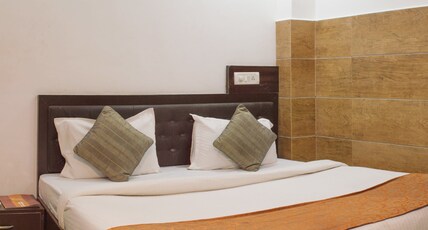 Hotel Taj Galaxy Room Type - Deluxe Double Room