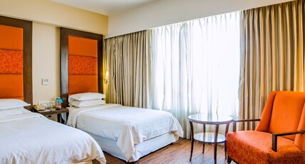 Four Points By Sheraton Ahmedabad Room Type - Deluxe Twin
