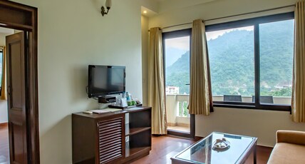 Dewa Retreat (A Himalayan Boutique Hotel) Room Type - Deluxe Suite (Balcony, Mountain View, Living Room and Pool View)