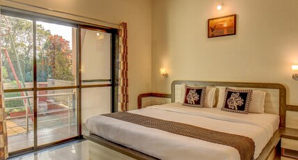 JK Hotels & Spa, Mahabaleshwar Room Type - Deluxe Room with Balcony