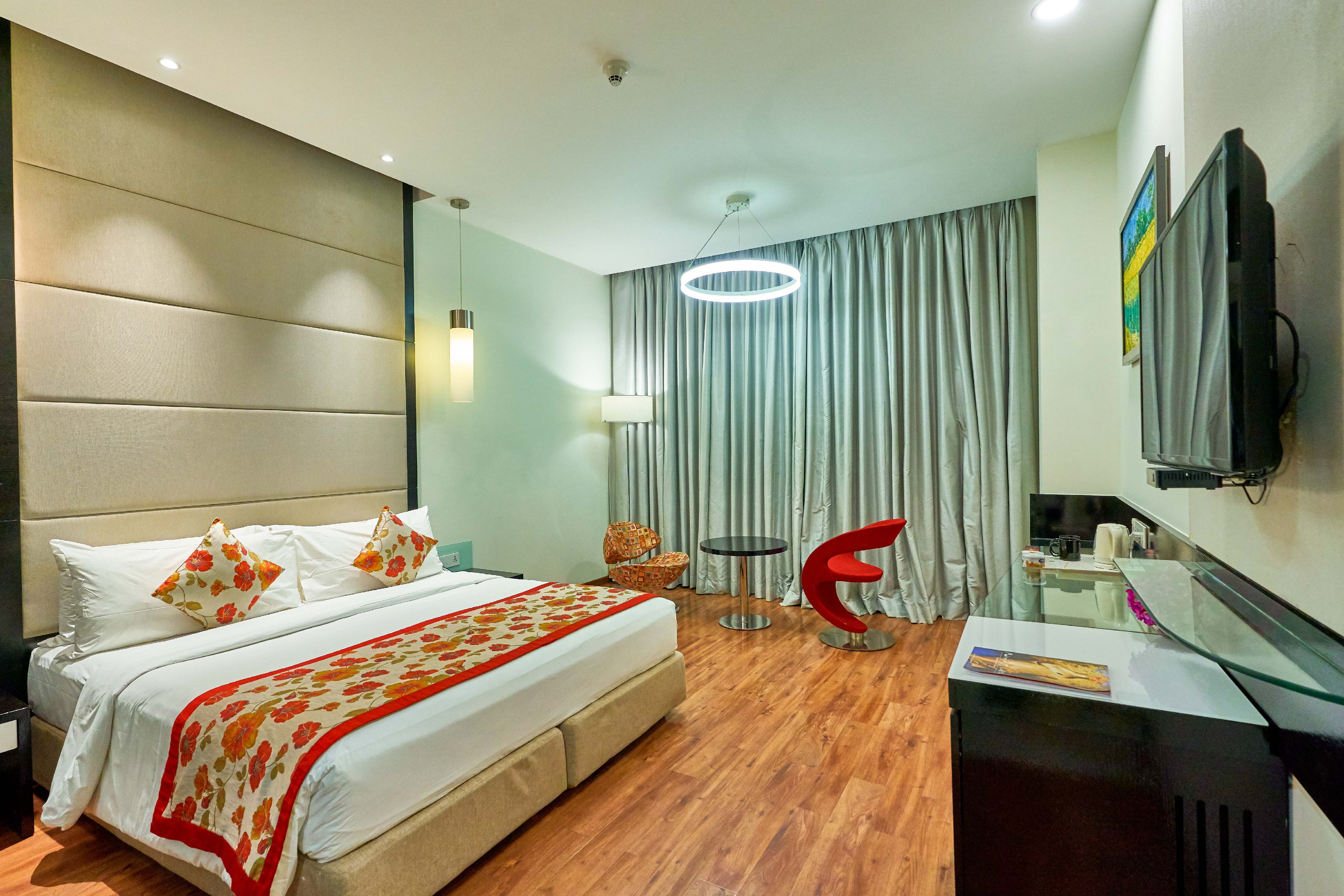 E Hotel Room Type - Elegance Room