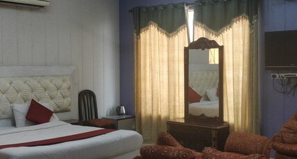 Surya Palace City Center Room Type - Executive Room with City View